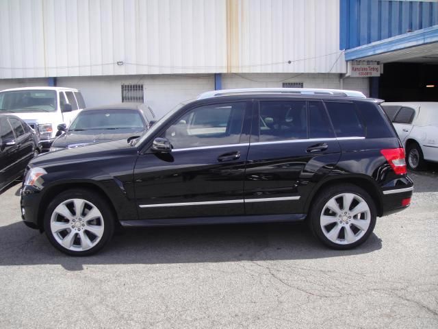 2010 Mercedes-Benz GLK-Class XLT, Lifted 8, 4x4