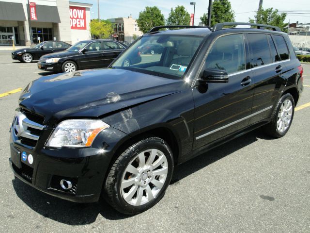 2011 Mercedes-Benz GLK-Class XLT, Lifted 8, 4x4