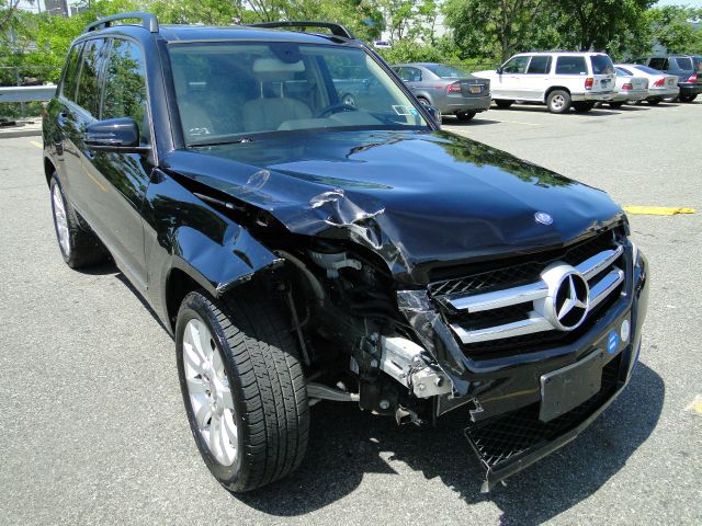 2011 Mercedes-Benz GLK-Class XLT, Lifted 8, 4x4