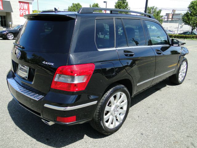 2011 Mercedes-Benz GLK-Class XLT, Lifted 8, 4x4