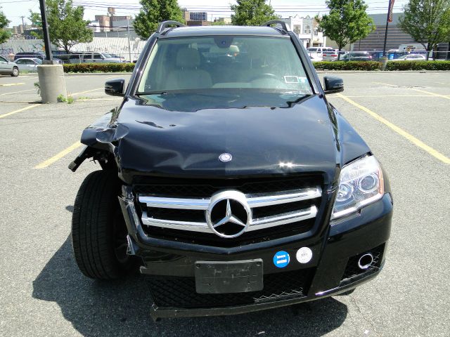 2011 Mercedes-Benz GLK-Class XLT, Lifted 8, 4x4