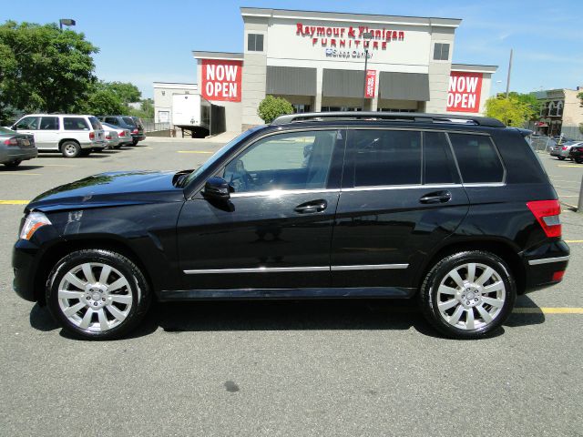 2011 Mercedes-Benz GLK-Class XLT, Lifted 8, 4x4