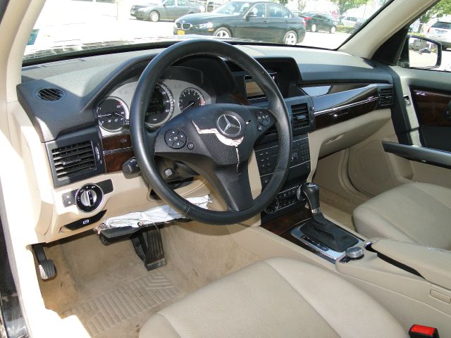 2011 Mercedes-Benz GLK-Class XLT, Lifted 8, 4x4