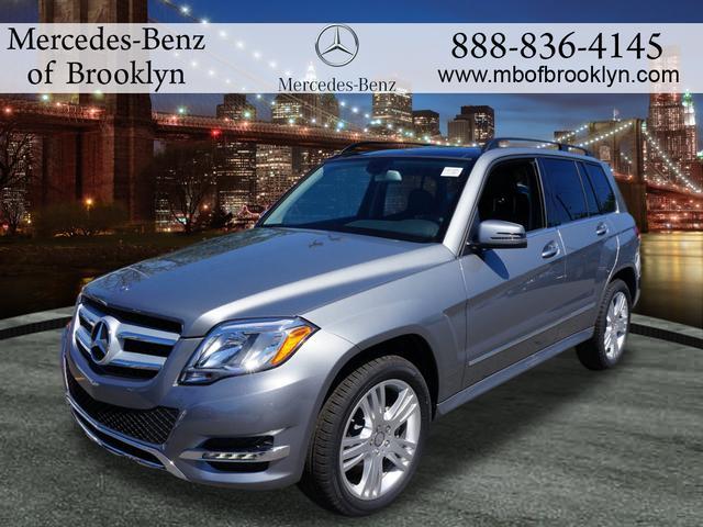 2013 Mercedes-Benz GLK-Class 320 W/ Sunroof