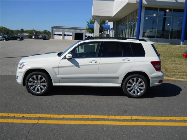 2011 Mercedes-Benz GLK Class XLT, Lifted 8, 4x4