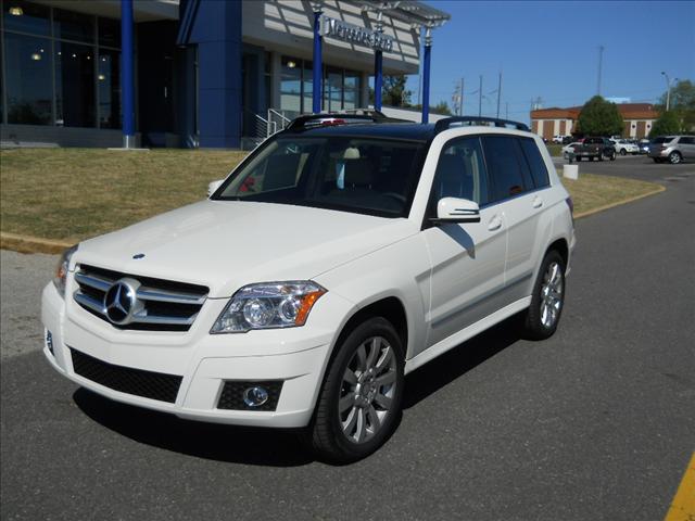 2011 Mercedes-Benz GLK Class XLT, Lifted 8, 4x4