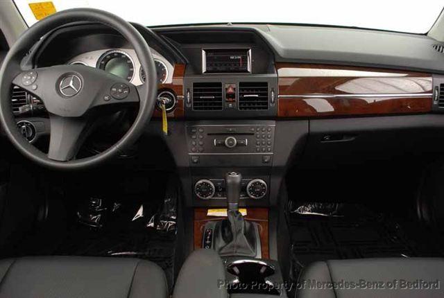 2011 Mercedes-Benz GLK Class Lariat 6 1/2 FT