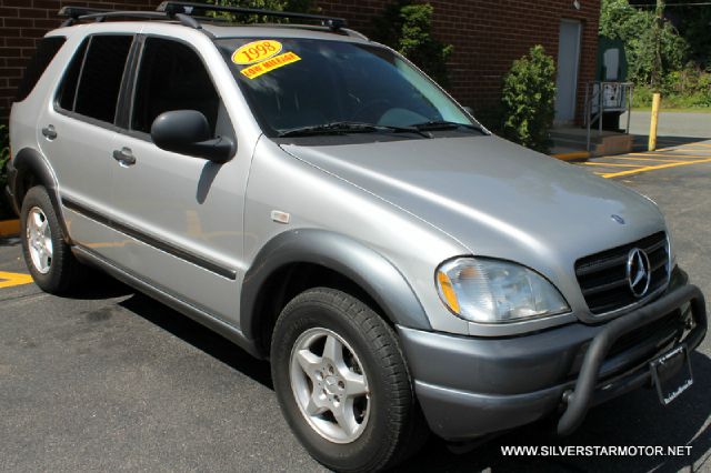 1998 Mercedes-Benz M-Class AWD Wagon Automatic VERY NICE