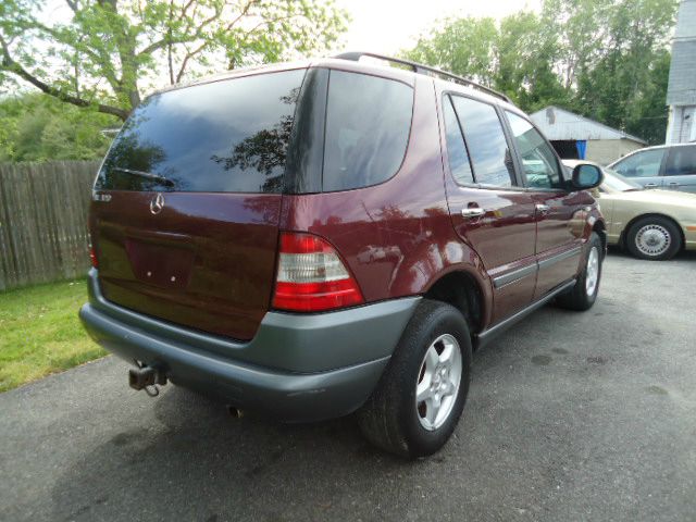 1998 Mercedes-Benz M-Class AWD Wagon Automatic VERY NICE