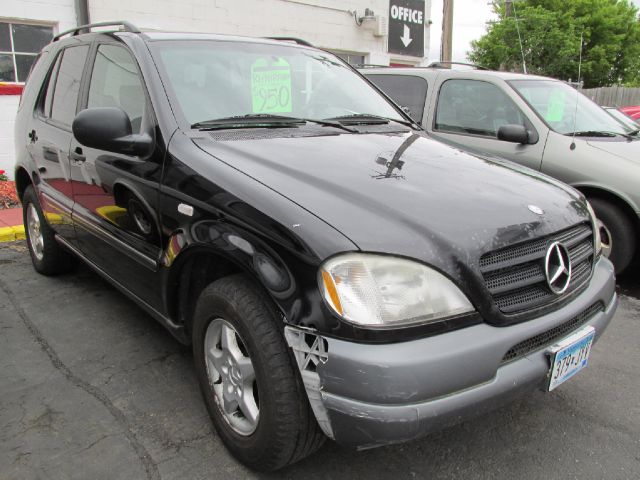 1998 Mercedes-Benz M-Class AWD Wagon Automatic VERY NICE