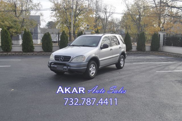 1998 Mercedes-Benz M-Class AWD Wagon Automatic VERY NICE