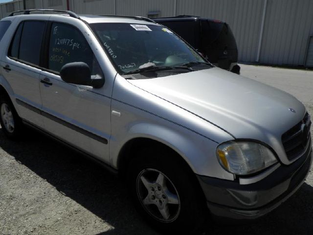 1999 Mercedes-Benz M-Class AWD Wagon Automatic VERY NICE