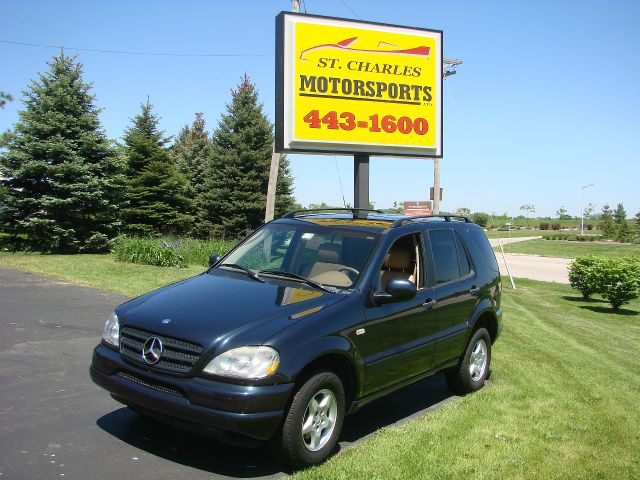 2000 Mercedes-Benz M-Class AWD Wagon Automatic VERY NICE