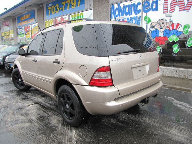 2001 Mercedes-Benz M-Class AWD Wagon Automatic VERY NICE