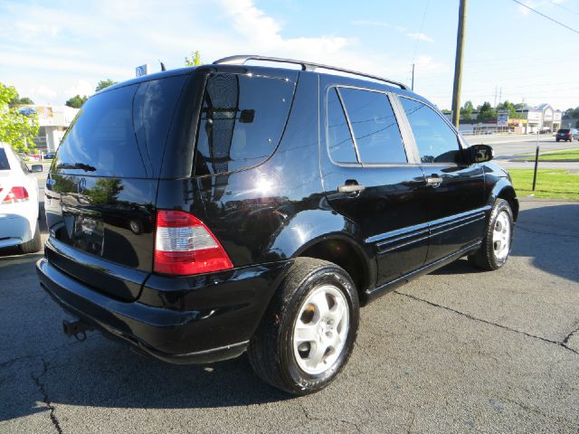 2002 Mercedes-Benz M-Class AWD Wagon Automatic VERY NICE