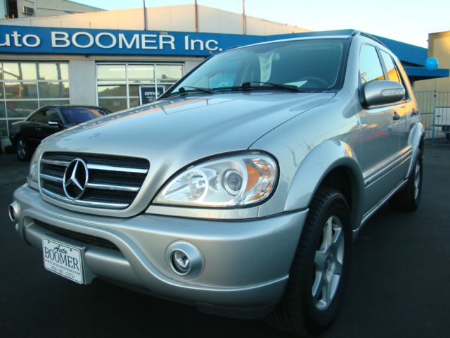 2002 Mercedes-Benz M-Class AWD Wagon Automatic VERY NICE