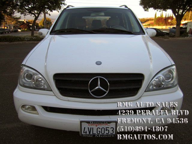 2002 Mercedes-Benz M-Class AWD Wagon Automatic VERY NICE