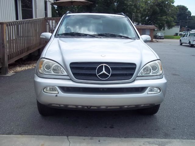 2002 Mercedes-Benz M-Class AWD Wagon Automatic VERY NICE