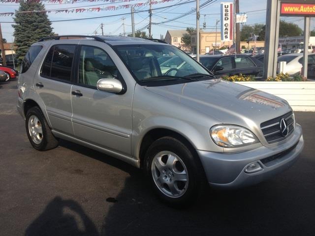 2002 Mercedes-Benz M-Class AWD Wagon Automatic VERY NICE