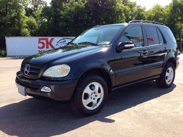 2002 Mercedes-Benz M-Class AWD Wagon Automatic VERY NICE