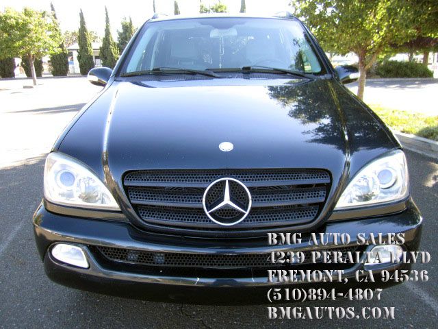 2002 Mercedes-Benz M-Class AWD Wagon Automatic VERY NICE