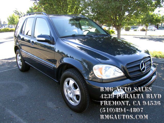 2002 Mercedes-Benz M-Class AWD Wagon Automatic VERY NICE