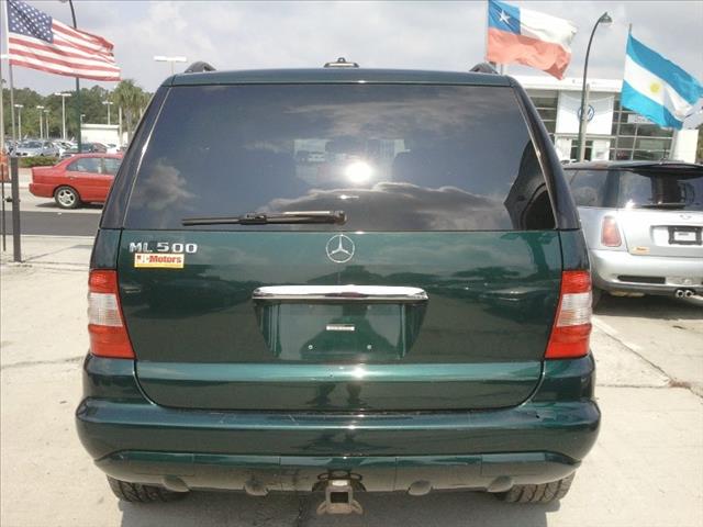 2002 Mercedes-Benz M-Class Denali Crew Cab Short Bed 4WD