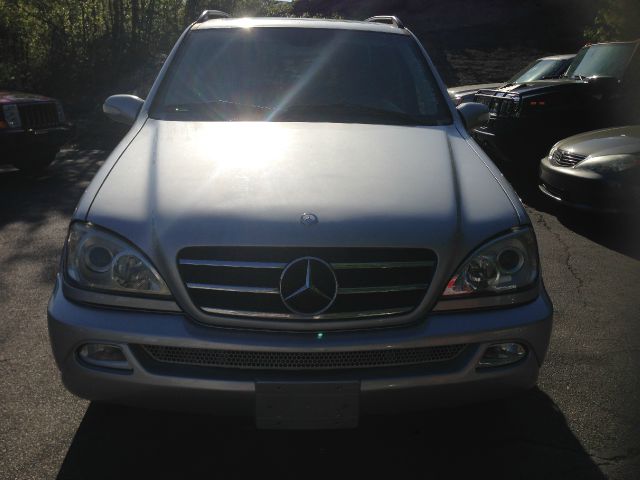 2002 Mercedes-Benz M-Class T6 AWD Leather Moonroof Navigation