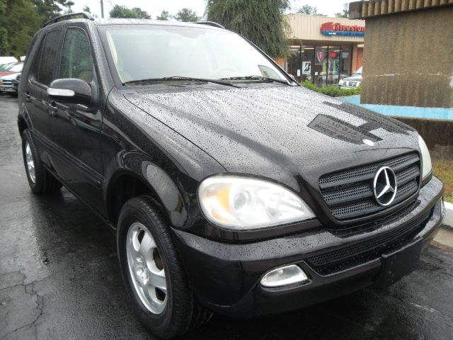 2002 Mercedes-Benz M-Class AWD Wagon Automatic VERY NICE