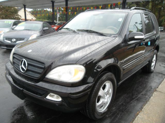 2002 Mercedes-Benz M-Class AWD Wagon Automatic VERY NICE