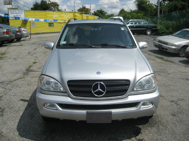 2003 Mercedes-Benz M-Class AWD Wagon Automatic VERY NICE