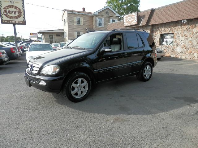 2004 Mercedes-Benz M-Class SES 5dr