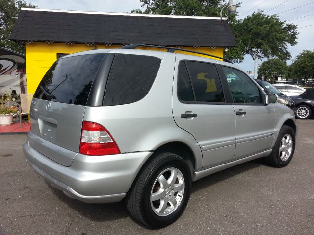 2004 Mercedes-Benz M-Class SES 5dr