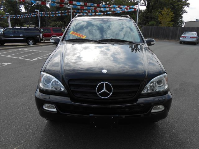 2004 Mercedes-Benz M-Class SES 5dr