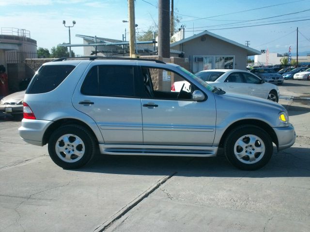 2004 Mercedes-Benz M-Class SES 5dr