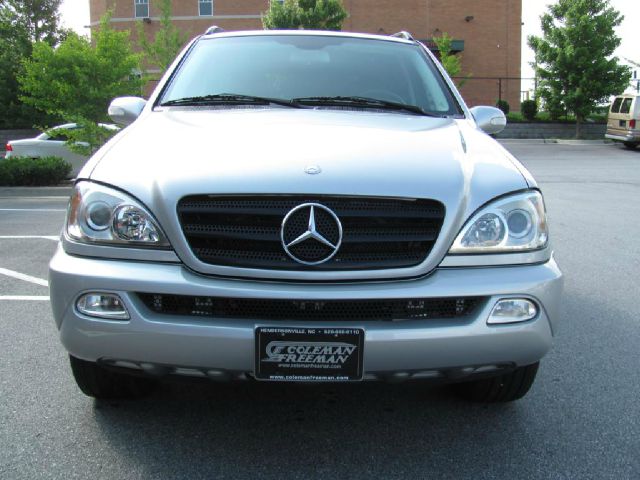 2004 Mercedes-Benz M-Class SES 5dr