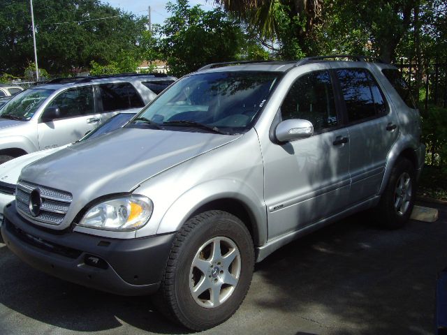 2004 Mercedes-Benz M-Class SES 5dr