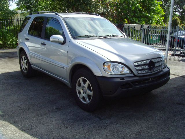 2004 Mercedes-Benz M-Class SES 5dr