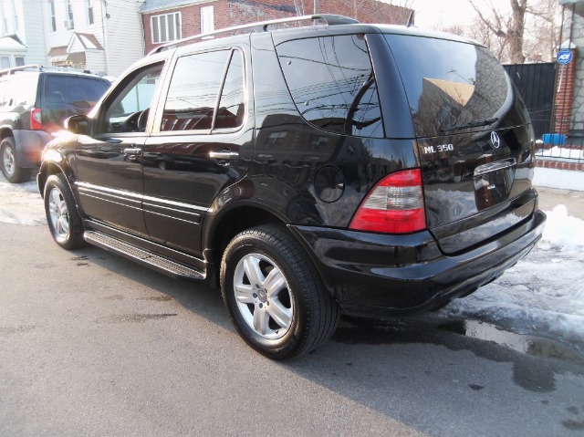 2005 Mercedes-Benz M-Class SES 5dr