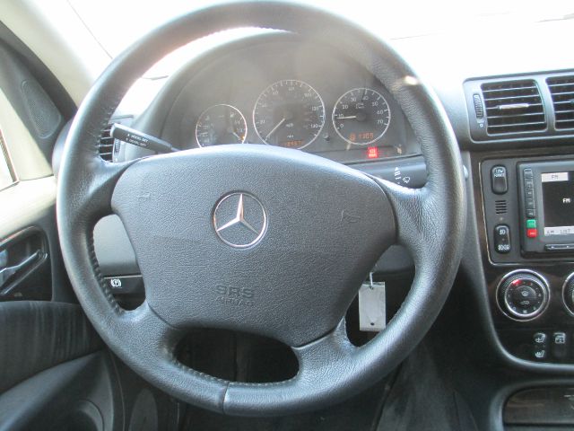 2005 Mercedes-Benz M-Class SES 5dr