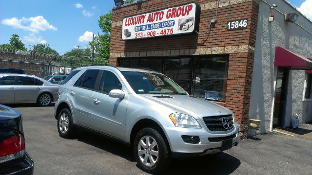 2006 Mercedes-Benz M-Class SES 5dr