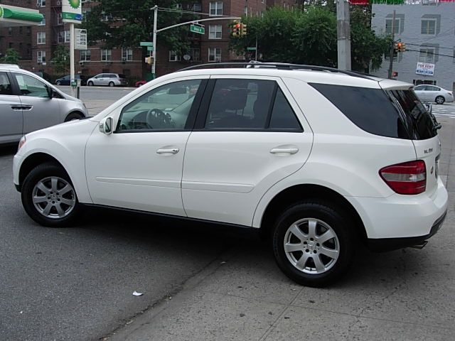 2006 Mercedes-Benz M-Class SES 5dr