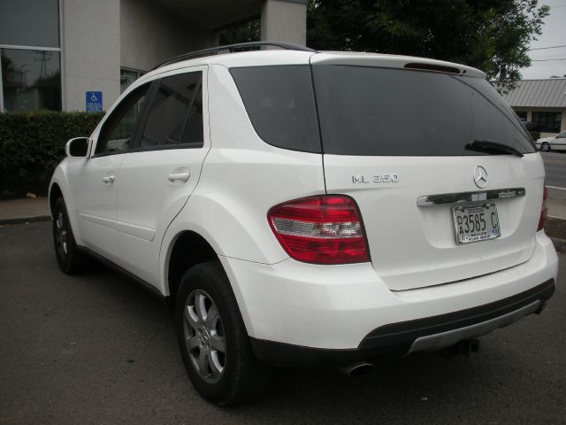 2006 Mercedes-Benz M-Class SES 5dr