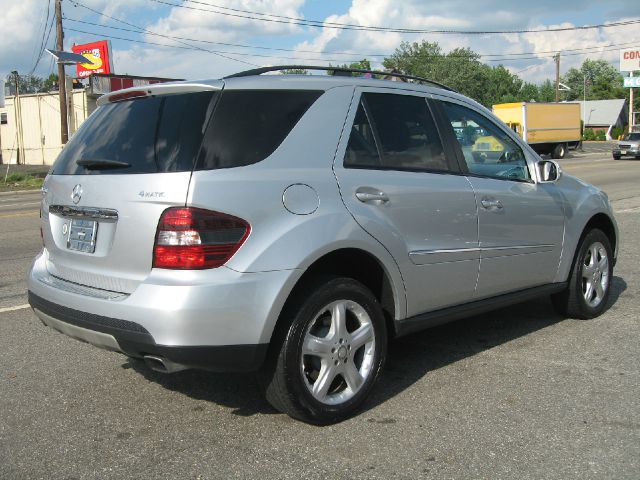 2008 Mercedes-Benz M-Class SES 5dr