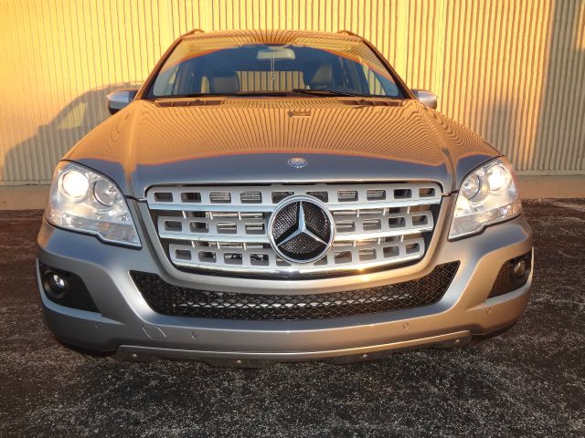 2010 Mercedes-Benz M-Class Power Wagon