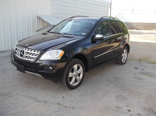 2010 Mercedes-Benz M-Class 2dr Cpe Auto W/moonroof