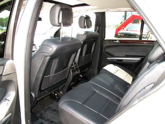 2010 Mercedes-Benz M-Class Gl 2x2