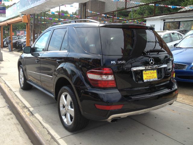 2010 Mercedes-Benz M-Class 4d,ac,pw,sunroof,leather