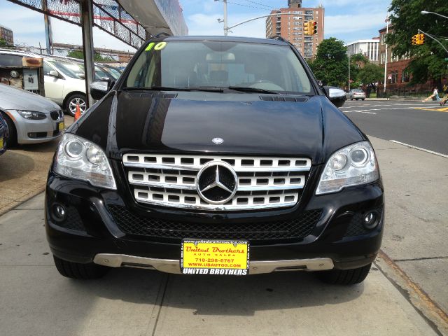 2010 Mercedes-Benz M-Class 4d,ac,pw,sunroof,leather