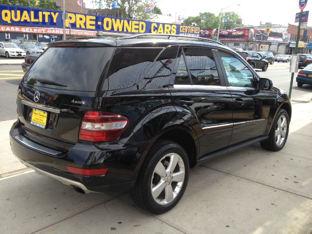 2010 Mercedes-Benz M-Class 4d,ac,pw,sunroof,leather